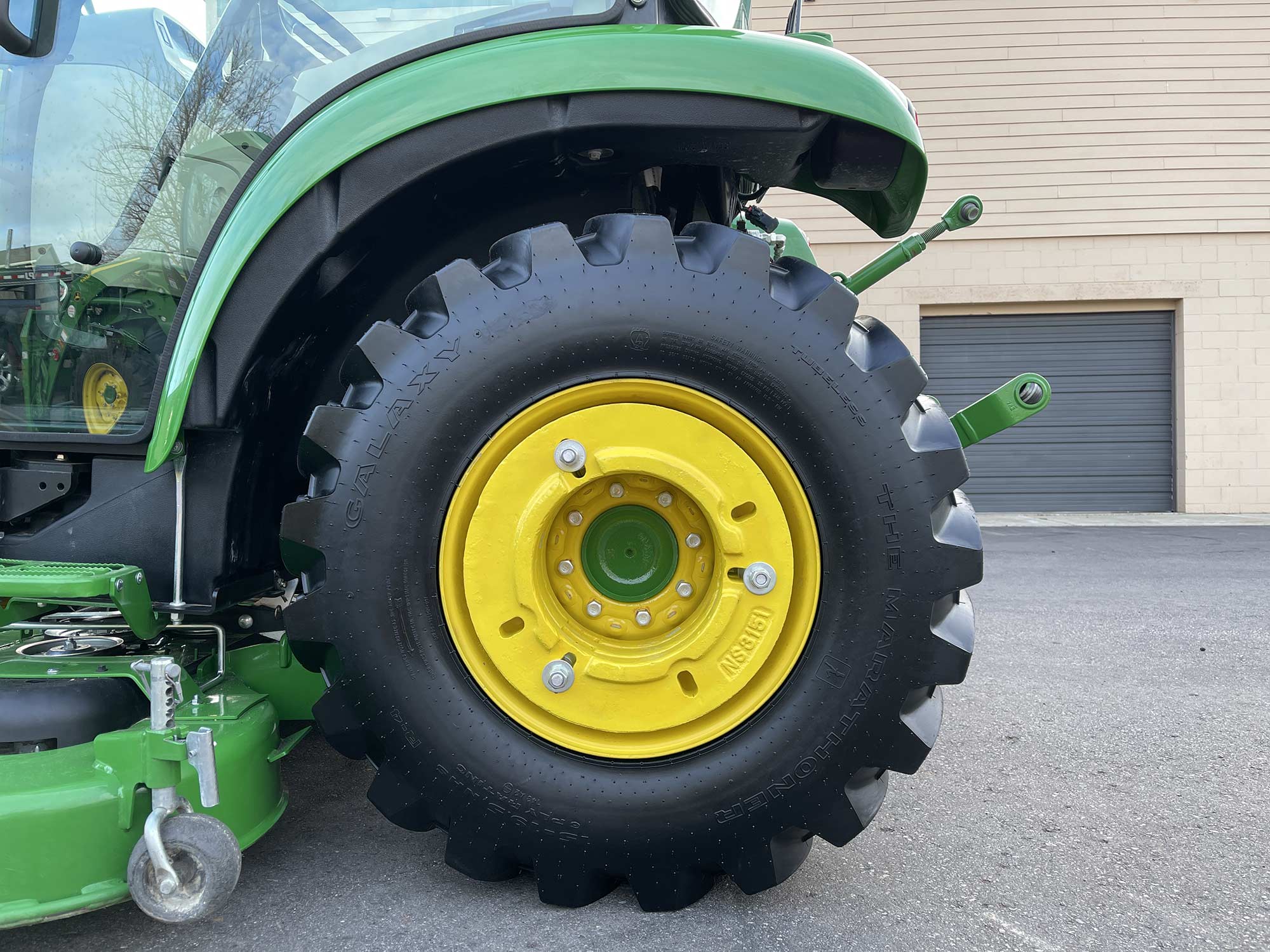 John Deere Suitcase Weights - Good Works Tractors