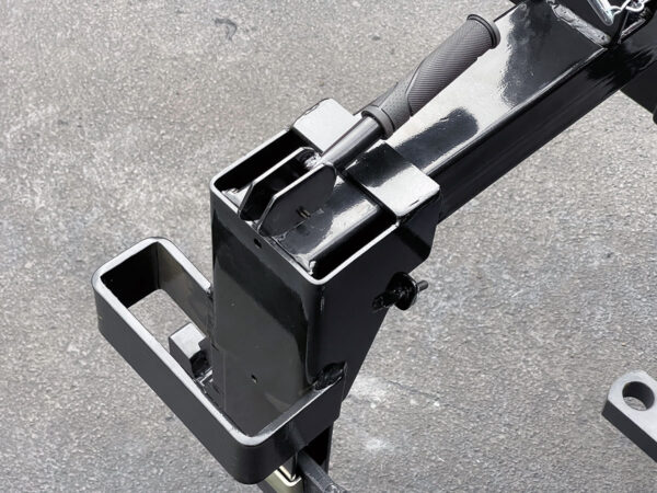 Top View of GWT Hitch Hanger Weight Bracket