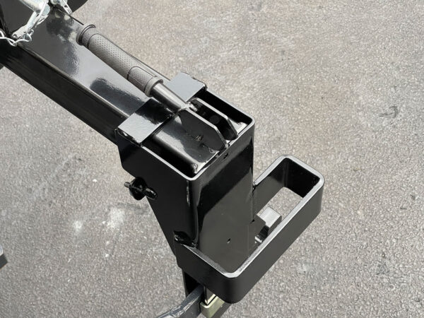 Top View of GWT Hitch Hanger Weight Bracket