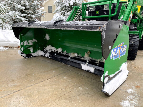 Fully Enclosed Back Drag on HLA 1500 Snow Pusher