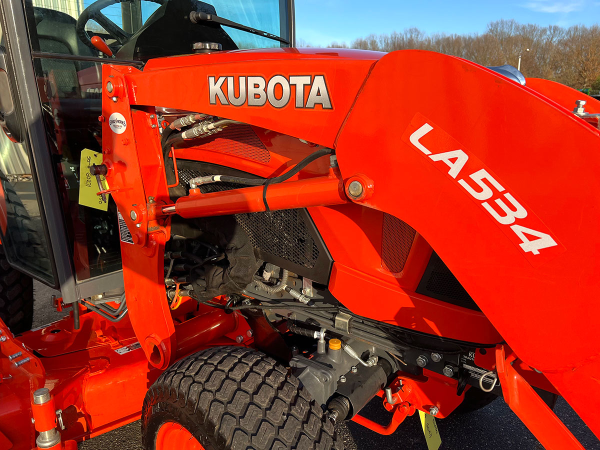 Kubota B2650 Cab Tractor For Sale With Snowblower + More! - Good Works ...