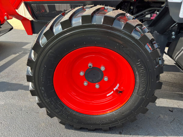 R4 Industrial Tire, Front