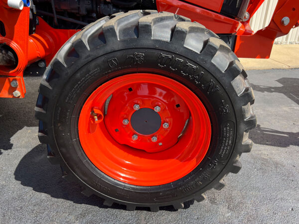 R4 Industrial Tire, Front