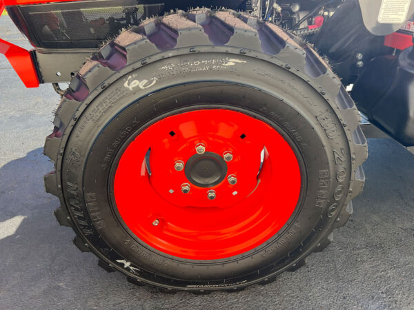 R4 Tire, Front