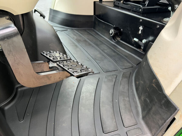 Rubber Floor Mat and Split Brake