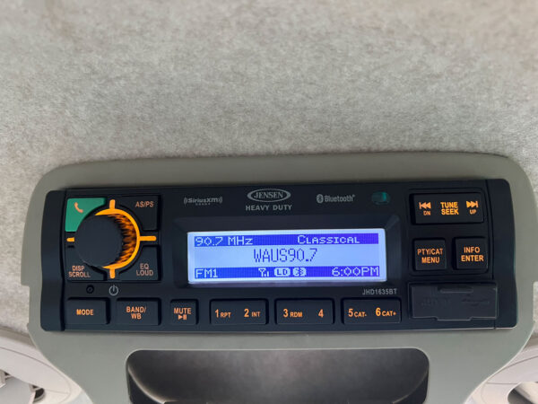 Cab Radio