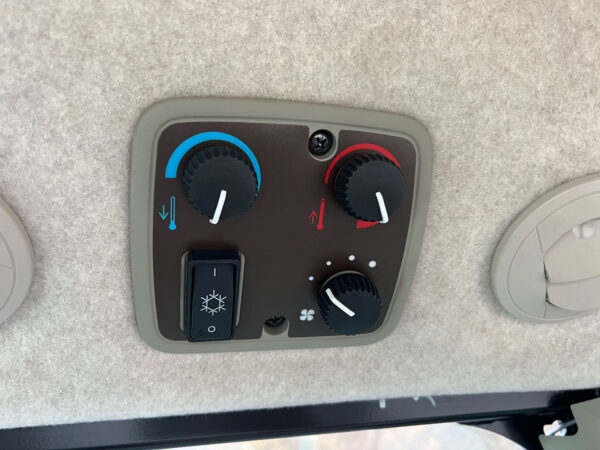 Heat and A/C Controls