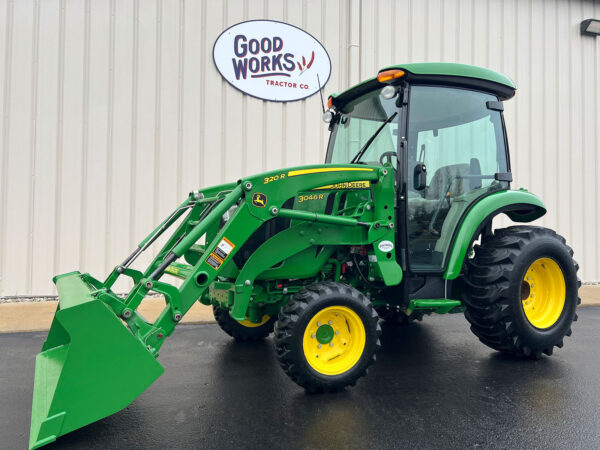 2019 John Deere 3046R