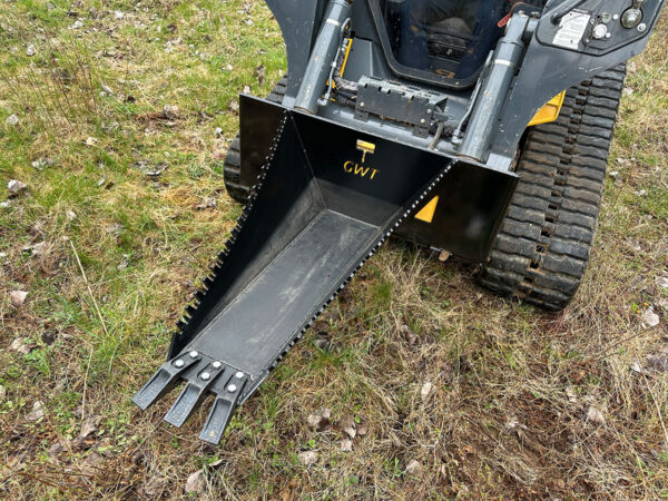 Top view of GWT Mega Wrecker Stump Bucket