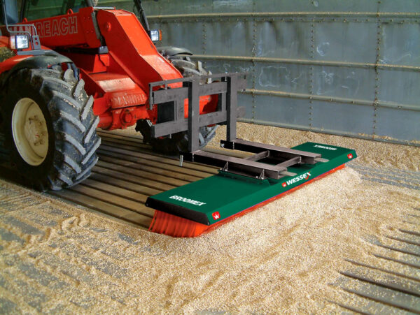 Sweeping with the Broomex BM Brush on a Fork Lift