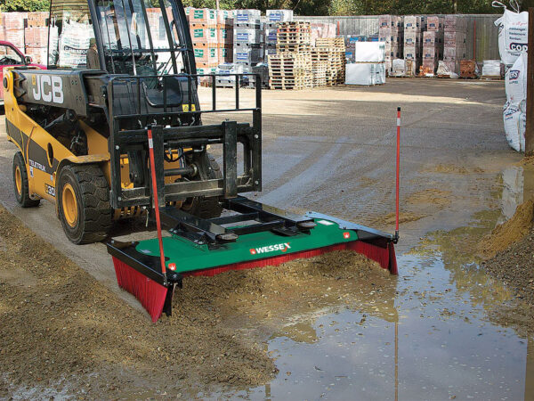 Sweeping Thru Muck and Water with Broomex BM C-Max