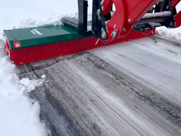 Clearing Snow with Broomex BM Fork Lift Brush